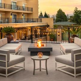 Toll House Hotel Los Gatos, Tapestry Collection By Hilton، فندق في لوس غاتوس