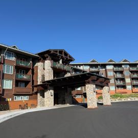 Juniper Springs Resort - Luxury Mountain Lodge with Panoramic Views