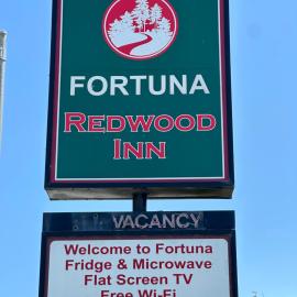 Fortuna Redwood Inn, hotel di Fortuna