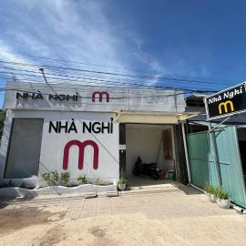 Nhà nghỉ M, hotel sa Ấp Trường Huê