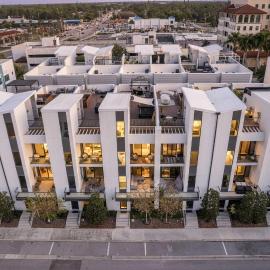 Sunny 4BR Sarasota Retreat With Hot Tub & Rooftop