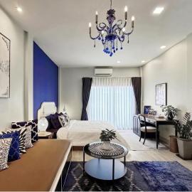 KIT-TI's Art Home - Modern Classic 3BR Townhome in Sukhumvit