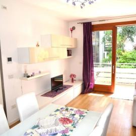 Oasi apartment close to Venice, hotel u gradu Noale