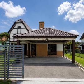 Bucketland Villa 4 Alor Gajah Melaka - Private Pool & Karaoke