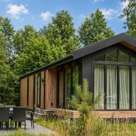 Cozy Home In Oud Gastel With Wifi, hotel em Oud-Gastel