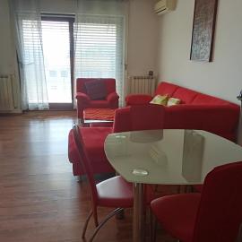 Apartman MIRNA