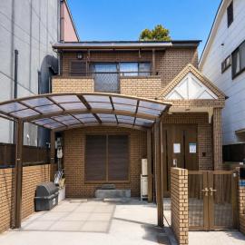 逸居 花園町 最大10人 無料駐車場1台 地下鉄花園町駅徒歩6分 心斎橋なんば日本橋5分
