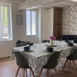 Maison avec animaux et clim - 6 pers.