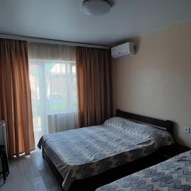 Гостьовий будинок Smile, hotel i Lebedivka