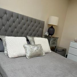 Stunning Well Appointed Apartment