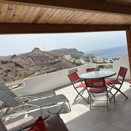 Exclusive Flat with Panoramic Terrace & Ocean View