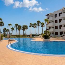 Golf & Oasis Pool Apartment by CALA, hotel in Los Alcázares