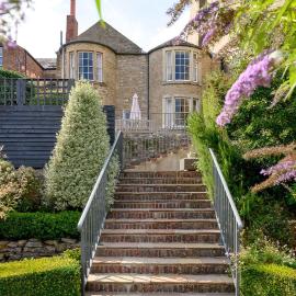 30 Frenchgate