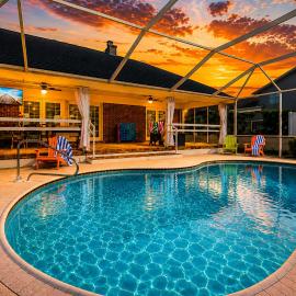 Heated Pool -Game Room- King Suites- Family Ready-Firepit
