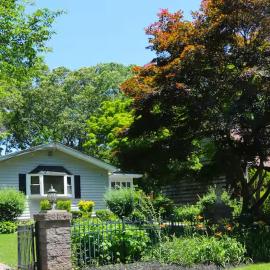 Peaceful 3BR Garden Cottage - Long Island Escape