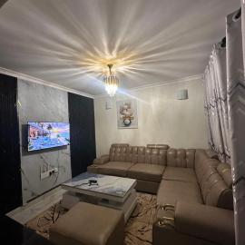 Upperview Kamakis Greenspot, hotel di Ruiru
