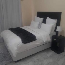 In and Out Self Catering Accommodation, Hotel in Oshakati