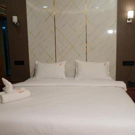 Hotel Uasa Kesari Premium, hotel u gradu 'Jājpur'