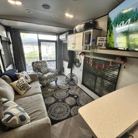 Lagoon Camper-Glamping on the Nature Coast