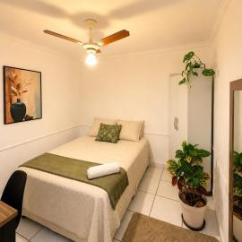 Hostel Goiabeiras com Piscina Próximo à Arena Pantanal, hotel in Cuiabá
