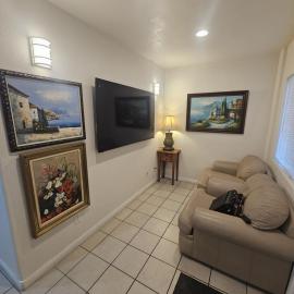 Cozy 2 Bed 2 Bath close to Downtown San Diego!