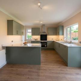 Cranfield Workstay 5 Bed House Sleeps 9, hotel em Cranfield