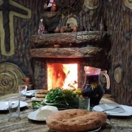 Weekend House, hotel in Borjomi