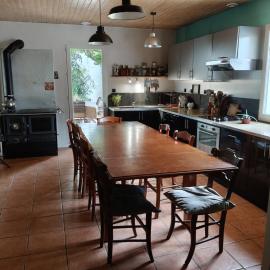 Maison 5 chambres 10 personnes, viešbutis mieste Saint-Pierre-dʼAmilly