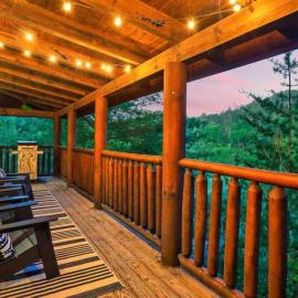 Gated Resort Cabin w Pools Mini Golf