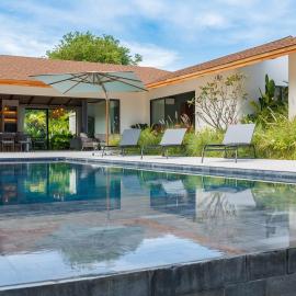 Spacious and Peaceful Villa with Garden and Pool, hôtel à Ko Pha Ngan