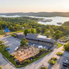 Suites at Waterside, hotel em Branson