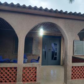 Maison Kayi Sarah Venunye, hotel in Adido Gomé