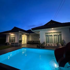 Victoria Poolvilla Pattaya by Chon