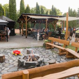 Ubytovanie na Farme Cerovo, hotel in Radzovce