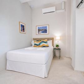 Room 7: Design-Forward Studio by Lagoon