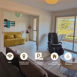 Charmant appartement T2b proche centre ville avec parking privé gratuit et terrasse, hotel a Espalion