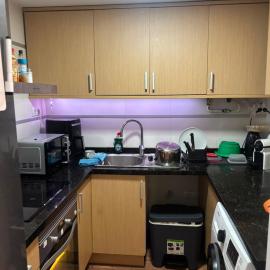 Apartamento con 3 habitaciones y 2 baños completos