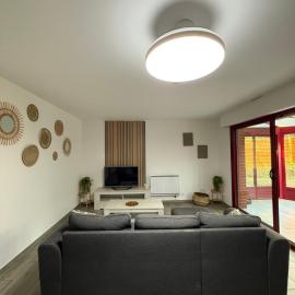 Relais de Flers - Villa spacieuse Idéale familles & voyageurs d'affaires โรงแรมในวีเนิฟดัสก์