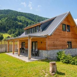 Bergblick am Afritzer See