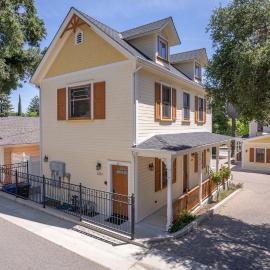 Lewis Loft by AvantStay, Hotel in El Paso de Robles
