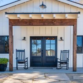 Vine Cottages by AvantStay