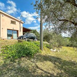 1 Bedroom Nice Home In Arquà Petrarca