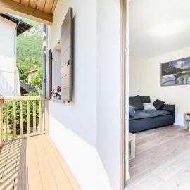 Scorcio Sul Brenta By Immobilux، فندق في Dorsino