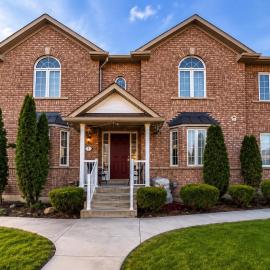 one bedroom in Brampton, hotel in Brampton