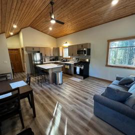Cozy Cabin in Soldotna, hotell i Soldotna
