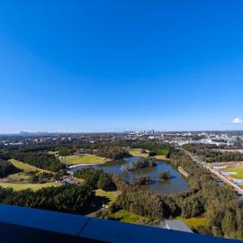 Modern Comfort Stay - Near Stadiums Green Spaces-19