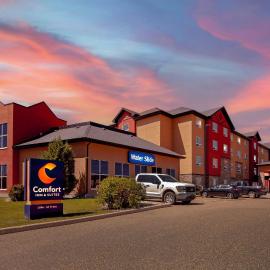 Comfort Inn & Suites Red Deer - Highway 11, hotel v destinácii Red Deer