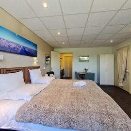 Donna's Short Stay & Guesthouse, hotel in Roden