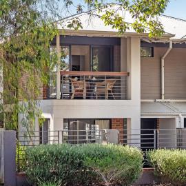 Apartment 46 - Town Central - Close to Walktrails