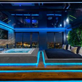 Apartamenty Quorum z Jacuzzi z Widokiem na Odrę by BQQK, hotel em Breslávia